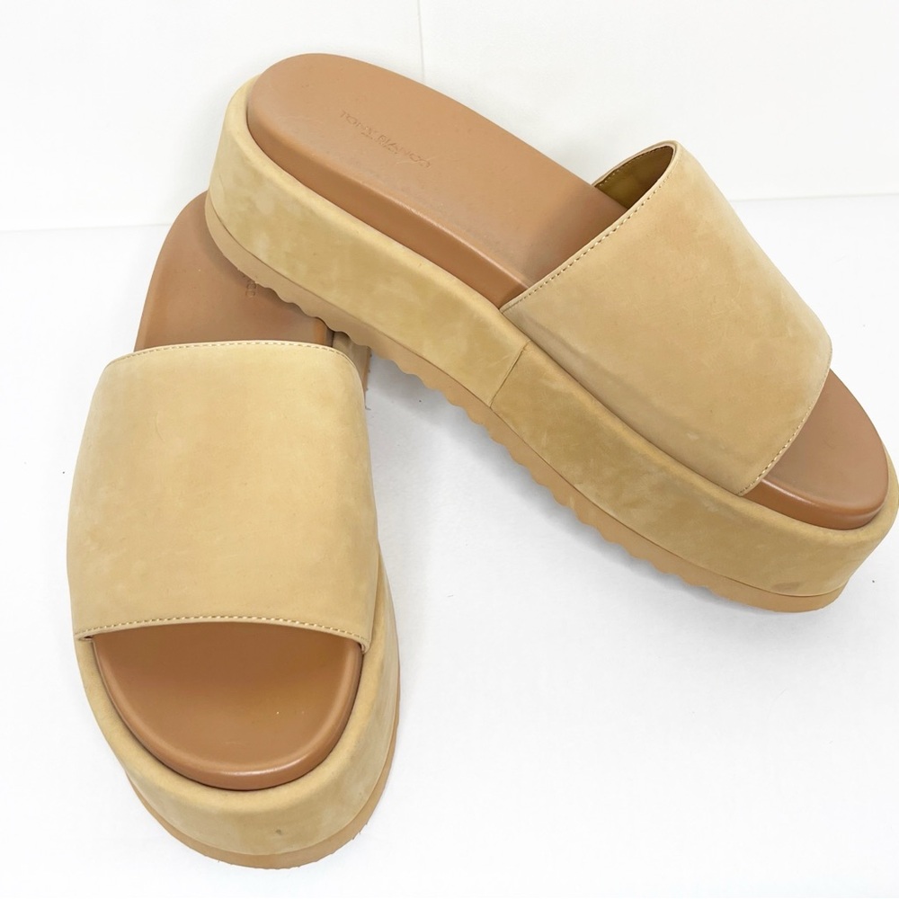 Tony Bianco Rio Sandal in Caramel Phoenix